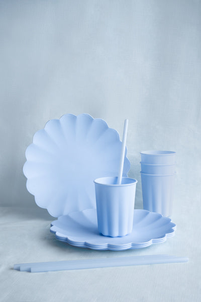 Pailles réutilisables en plastique bleu clair pastel