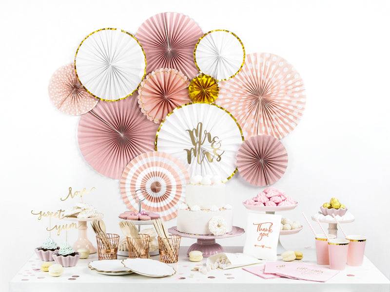 White & Gold Paper Plates