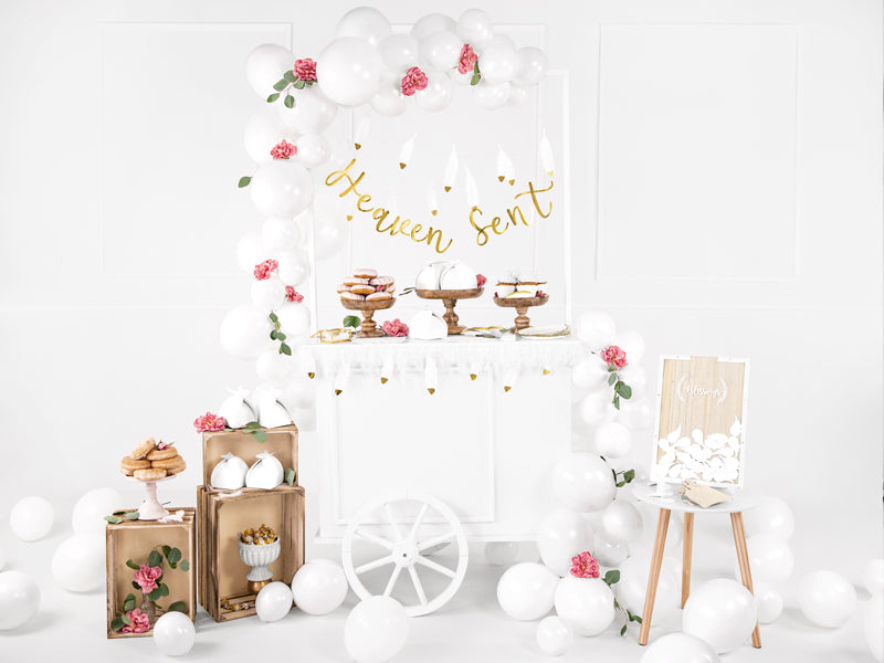 White & Gold Paper Plates