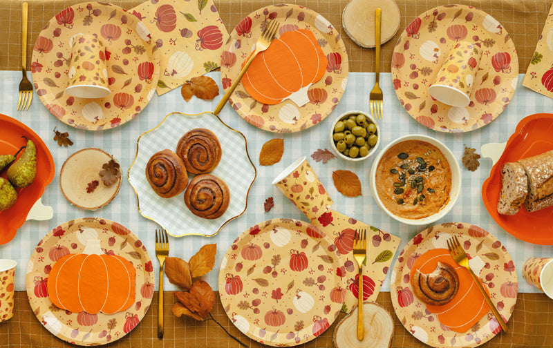 Paper plates Pumpkins and acorns - orange