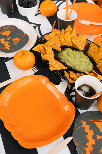 Paper plates Pumpkin - orange