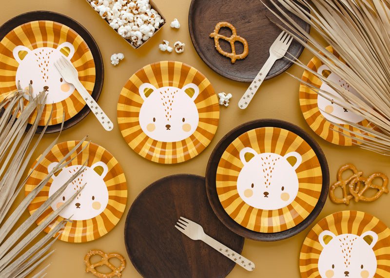 Plates Leo - Assorted Colours